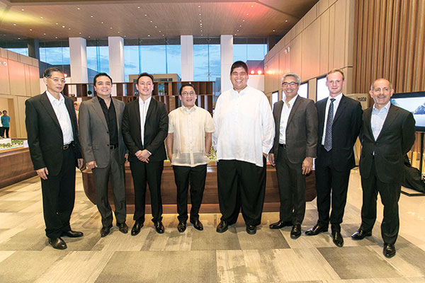 (From left) Taft Properties Chairman Jack Gaisano, Taft Properties Chief Marketing Officer Ryan Villaflores, Mandani Bay Project Director Gilbert Ang, outgoing mayor and Sixth District Representative-elect Jonas Cortes, outgoing sixth district representative and Mandaue City Mayor-elect Luigi Quisumbing, Taft Properties Chief Operating Officer Christopher Narciso, Chief Representative of Hongkong Land in the Philippines Finn Carew, and Vicsal Holdings Co. Group President and Chief Operating Officer Christopher Beshouri
